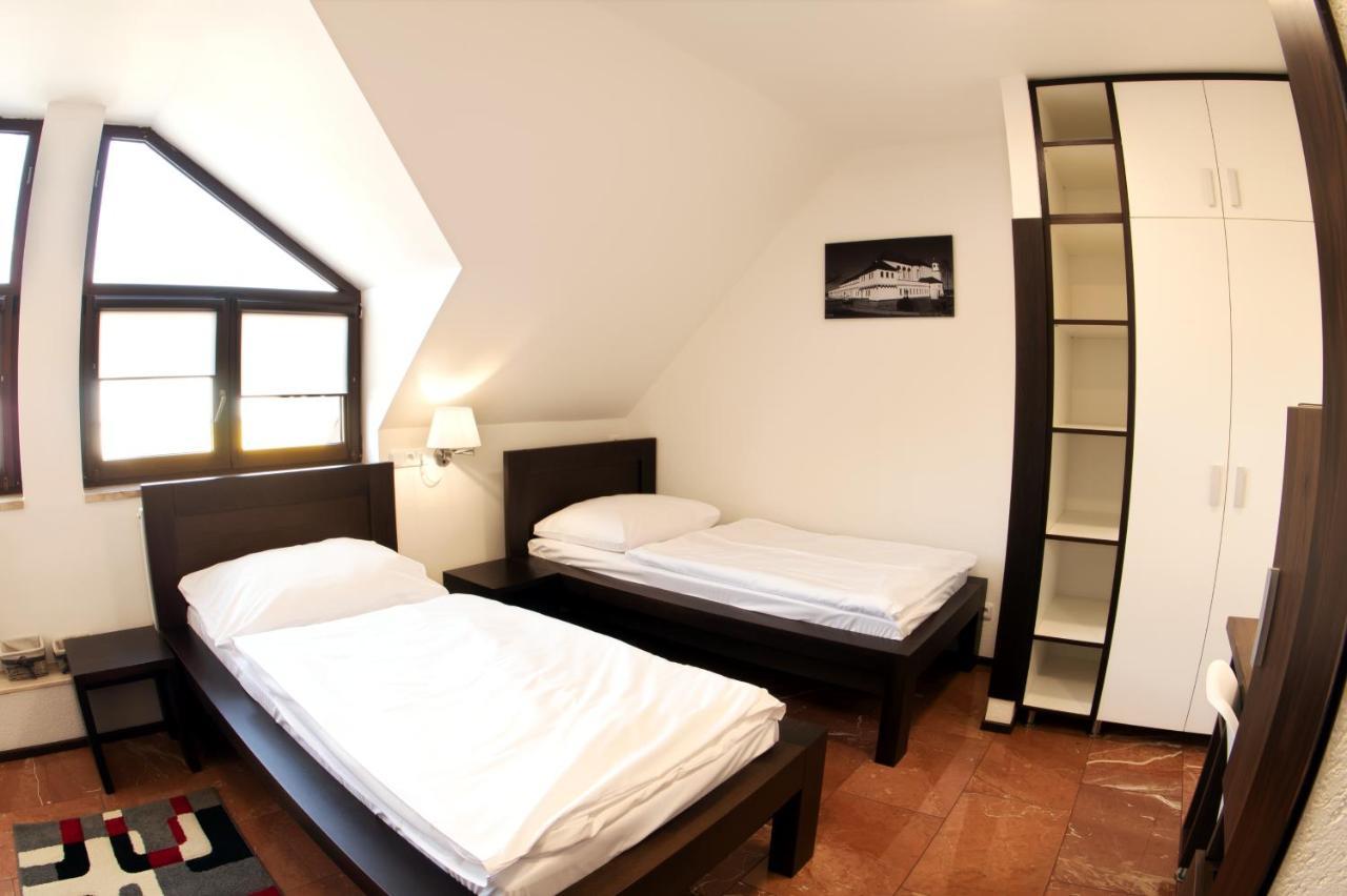 ברנו Hotel Slunecni Dvur מראה חיצוני תמונה