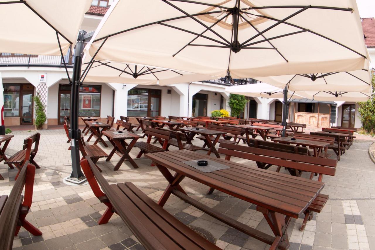 ברנו Hotel Slunecni Dvur מראה חיצוני תמונה